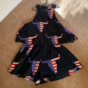 Patriotic bull head romper! Size Medium